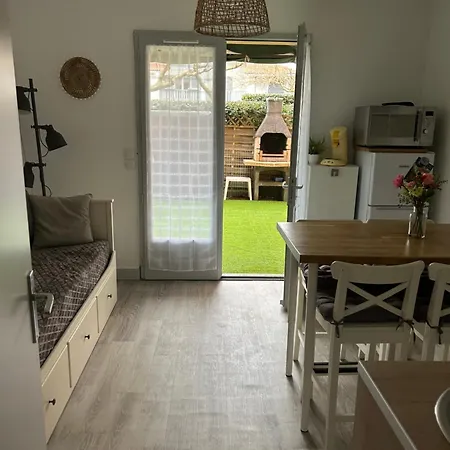 Apartmán Biscarosse Terasse Barbecue A 150 M De La